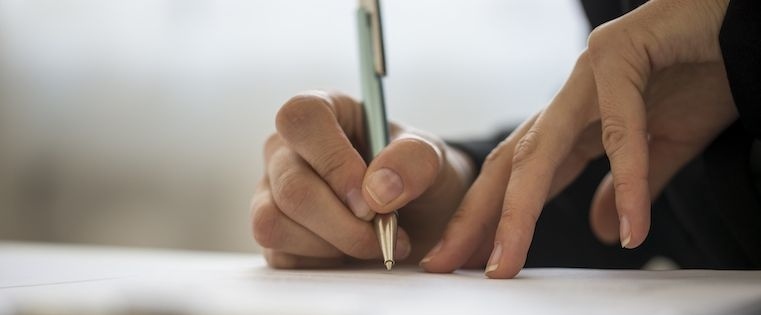 10 Ways to Win More Deals With E-Signature Technology