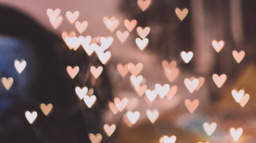 3 tips to give your online store a Valentine's Day website makeover