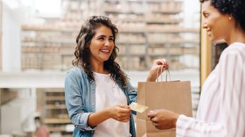 What strategies can retailers employ to foster sustainable growth in 2024?