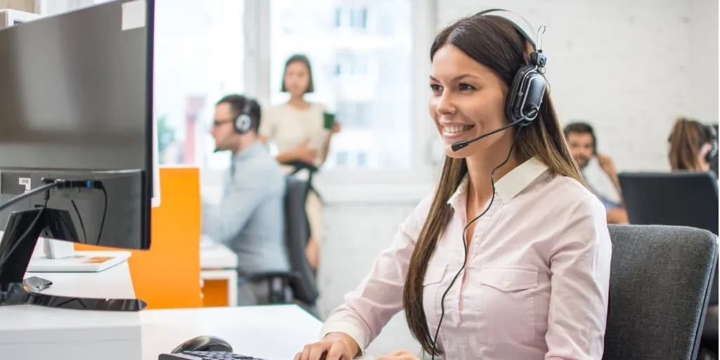 Master Customer communication: Tips and Best Practices for Teams