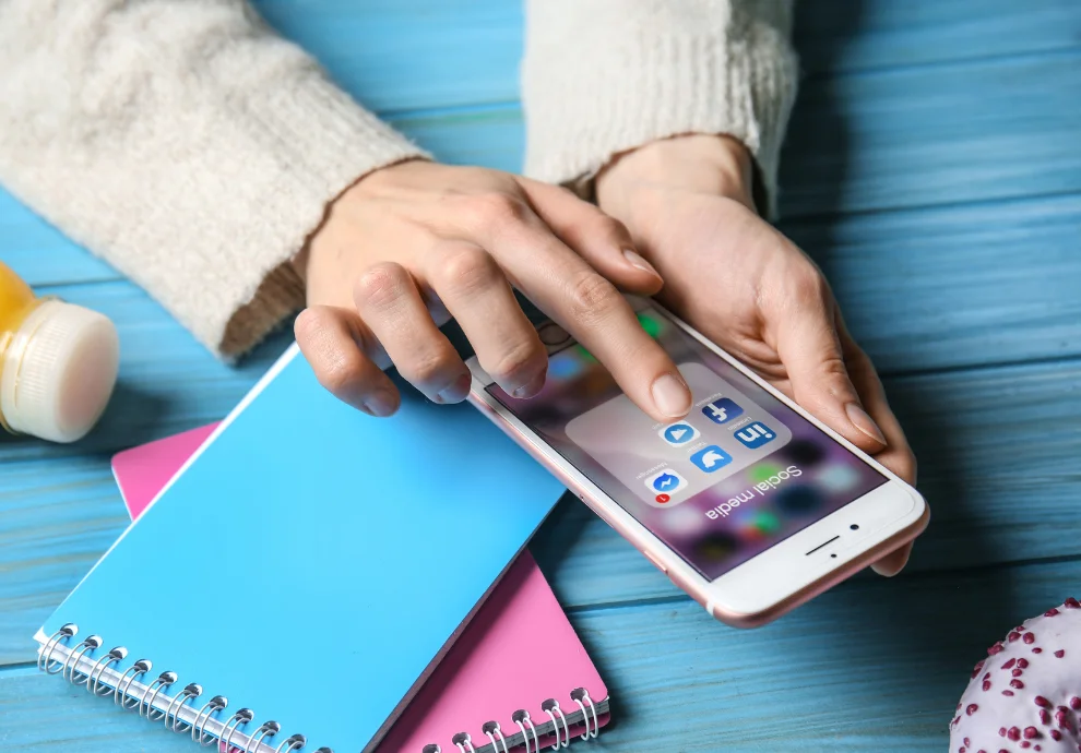 Brands and bloggers on Telegram: how to run a channel