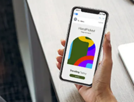 Crowdsourcing Political Ideology