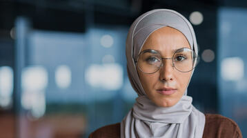 HR software pricing: which cost model is right for you?