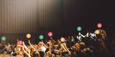 6 creative ways to boost your creator business with Instagram polls