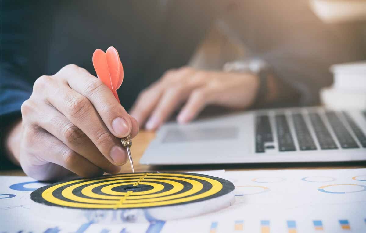 How to Deploy an Effective Online Reputation Management Strategy?