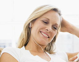 Podcasts are the New Normal in B2B Marketing