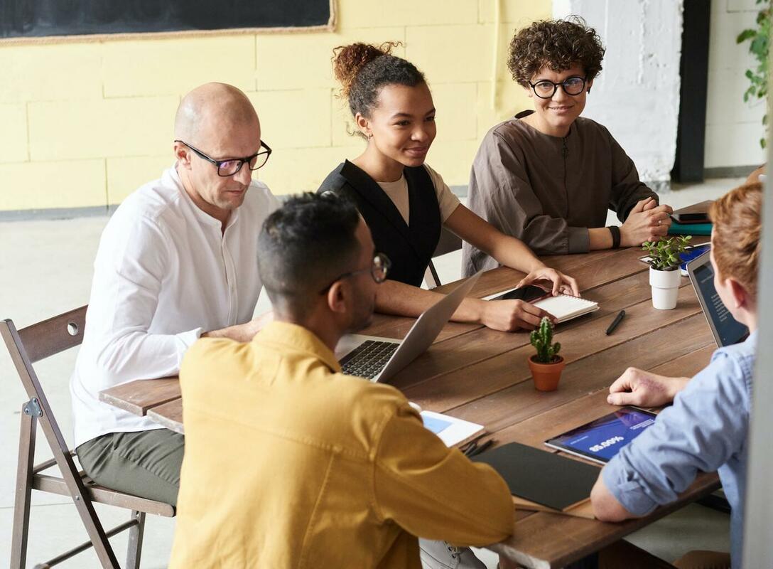 Relational Mindfulness: 4 ways to relate as humans at work