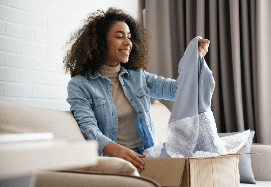 How to Upsell & Cross-sell Customers: 4 Ways to Boost Sales