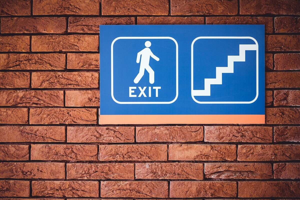 Different Types of Exits for Startups: What They Mean for Sales Reps