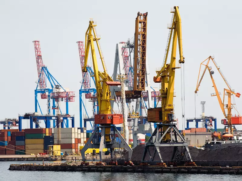 How to Manage a Sales Pipeline for an Industrial Company