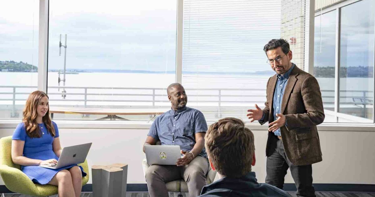 Starting small when deploying new sales technology (and more sales transformation tips)