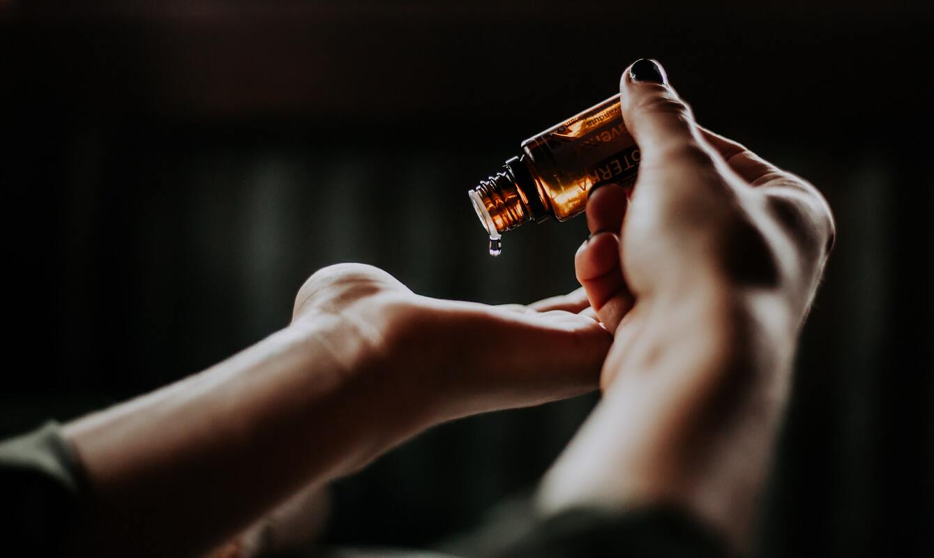 Influencers are changing the niche fragrance game | BANKNOTES