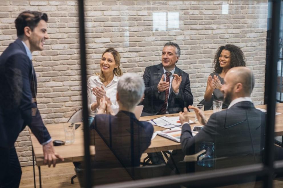 Selling to the C-Suite: 5 Prospecting Tips for Reps