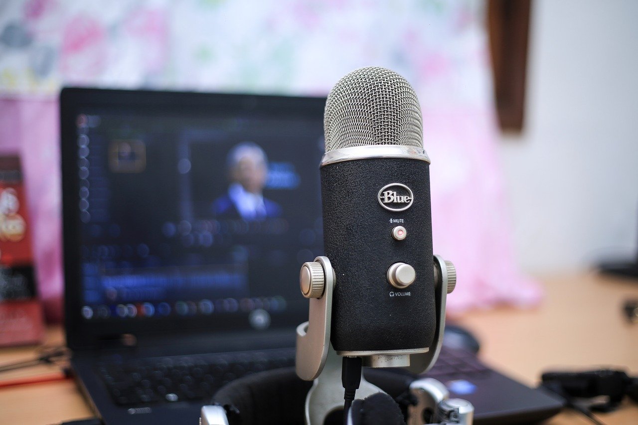 How to Create Consumable Content with a B2B Podcast