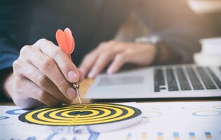 How to Deploy an Effective Online Reputation Management Strategy?