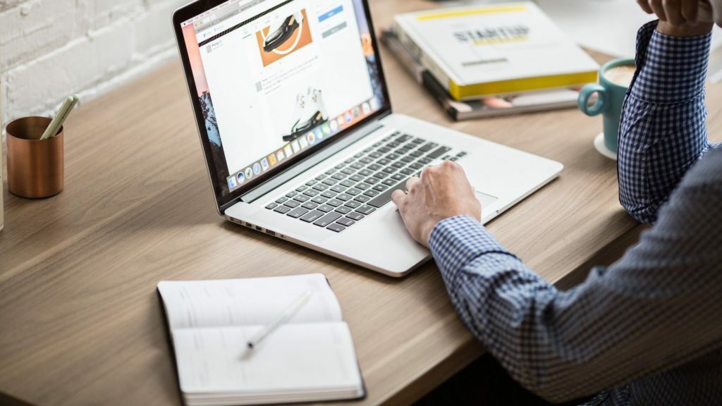 What is a Backorder? Meaning + How to Deal With Backorders Without Losing Customers