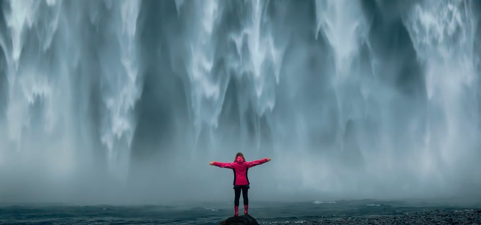 What is a text blast and how to send one