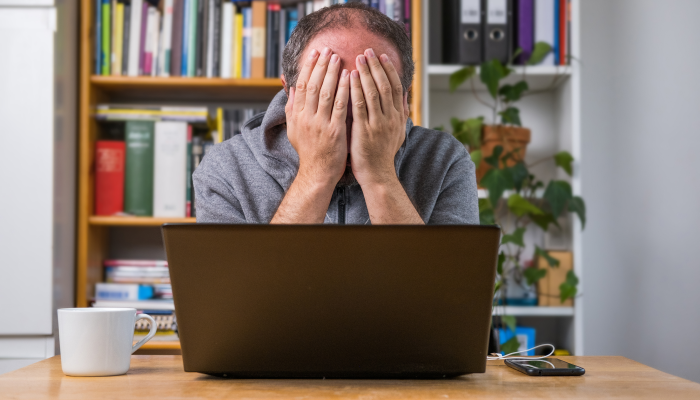 Sales Fails: "My sales manager wouldn't shut up on a sales call. There was no deal."