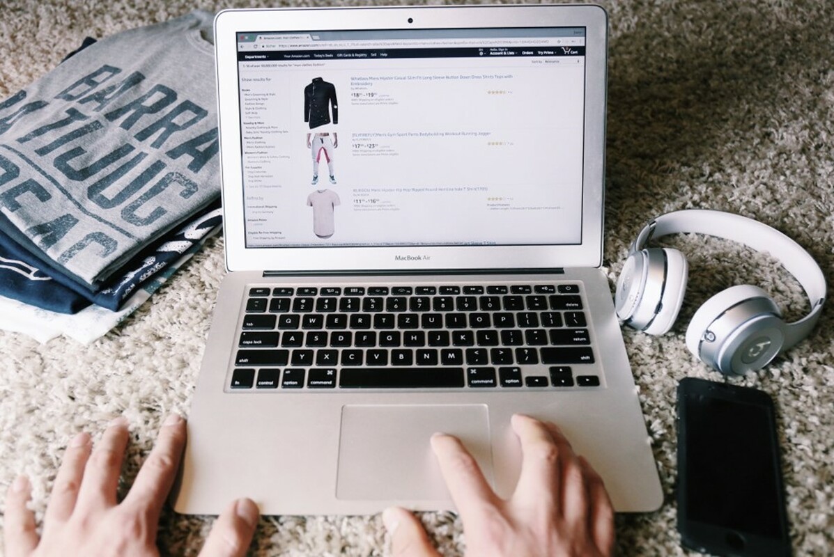 How to Become an Online Retailer?