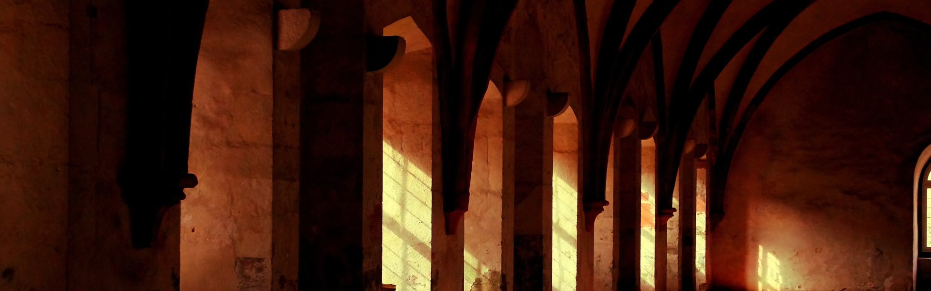 Setting the Order and Design of Responsive Email Stack Columns