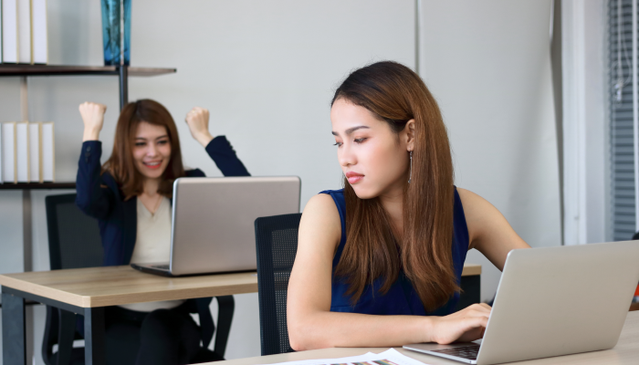 Advice: "Whenever my coworkers start closing more deals than me, I feel stuck. What can I do?"