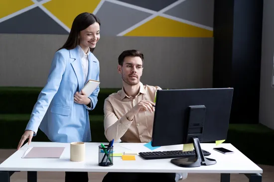 15 Best B2B Sales Lead Databases For 2024