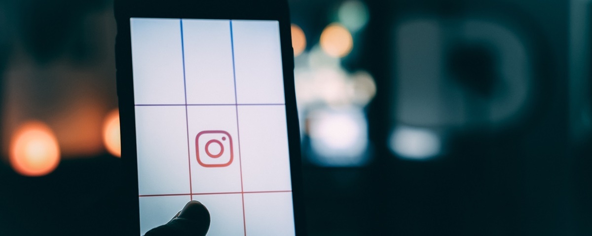 How to Optimize Instagram Story Sizes & Dimensions (with Examples)