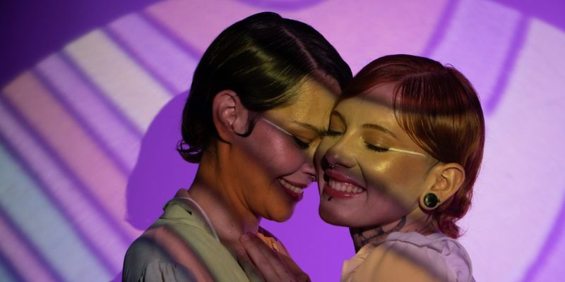 Influencer Pride Month Marketing Campaigns: Do's and Don'ts