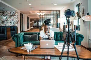 Create Your Online Course From YouTube