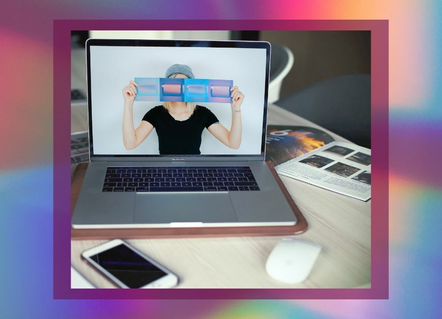 Are B2B Brands Buying Both Print & Digital Yet?