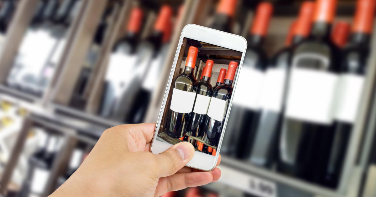 How to Produce Compelling Product Photography at Scale