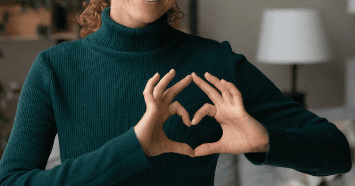 7 Giving Tuesday Email Examples That'll Make Your Donation Drive a Success