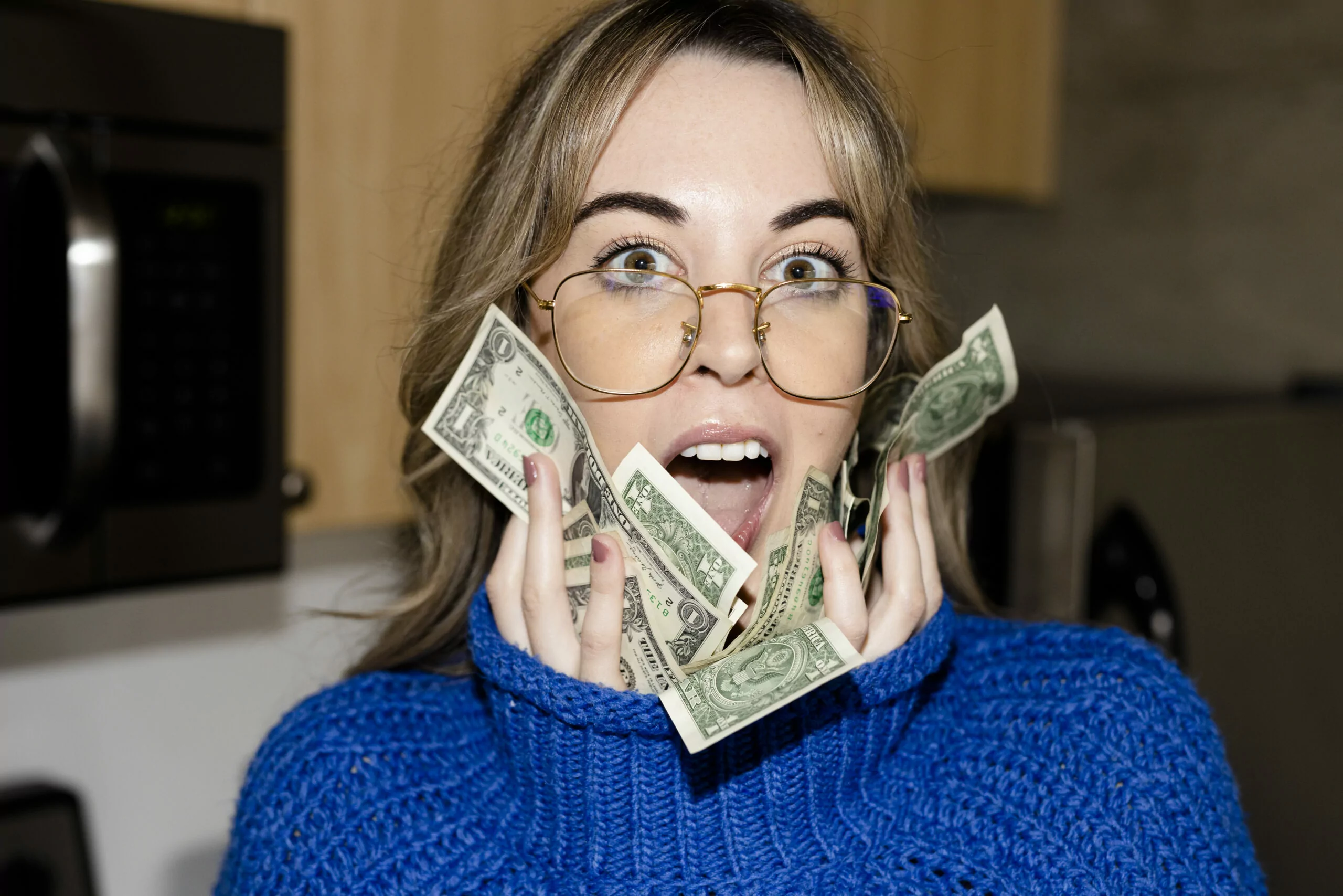 How to Make Money Blogging: 8 Proven Ways to Monetize Your Blog