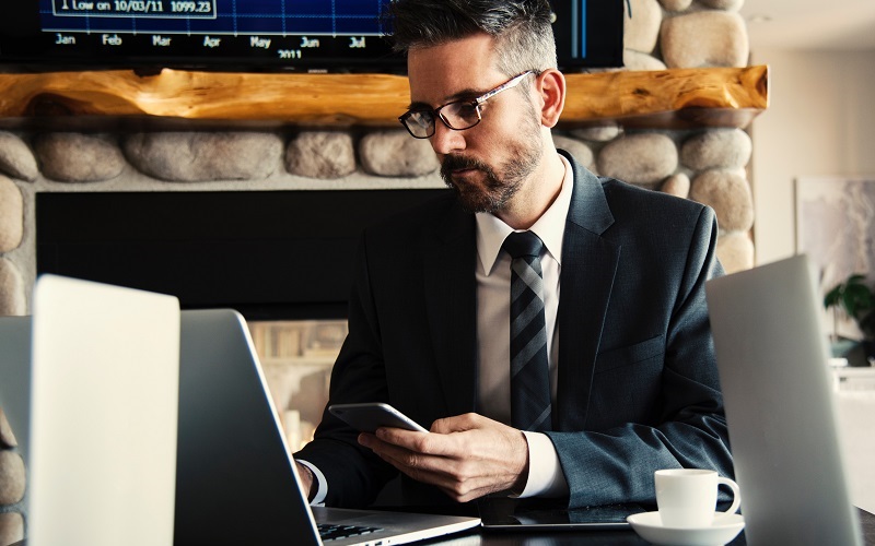 3 Reasons Salespeople Love Sales Enablement Tools