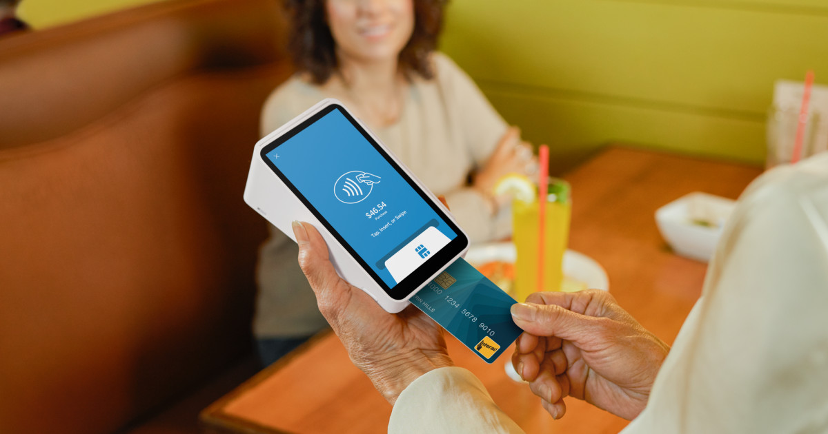 Should Your Restaurant Invest in Pay-at-Table Technology?