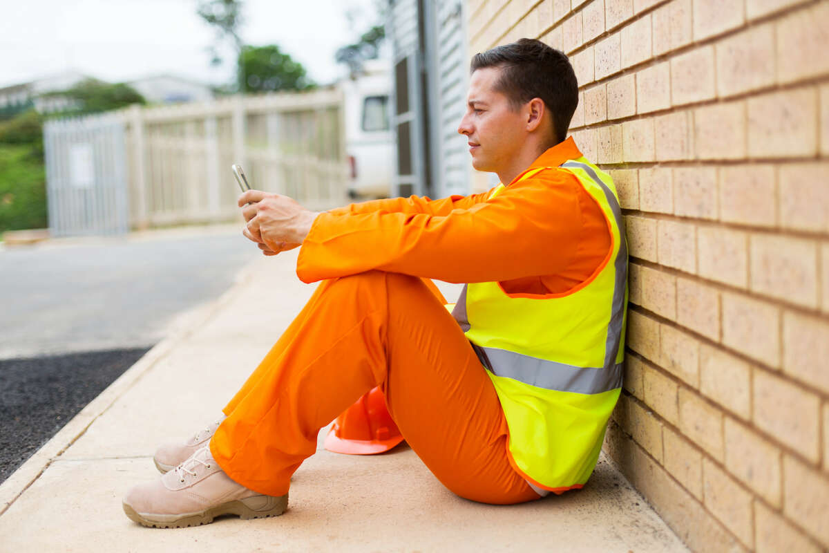 3 Home Services Workflows to Automate with Business Texting Solutions