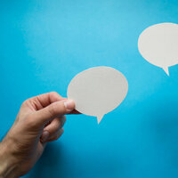 The 4 Different Types of Customer Service Chat (and How to Choose the Best One)