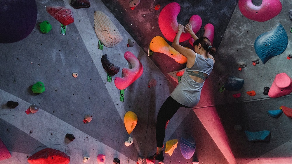 What's the difference between a high-risk and low-risk merchant account?