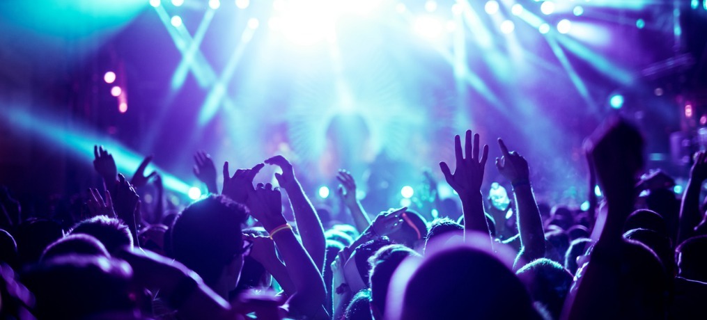 Music Sponsorship for Venues: 5 Steps to Hooking Sponsors