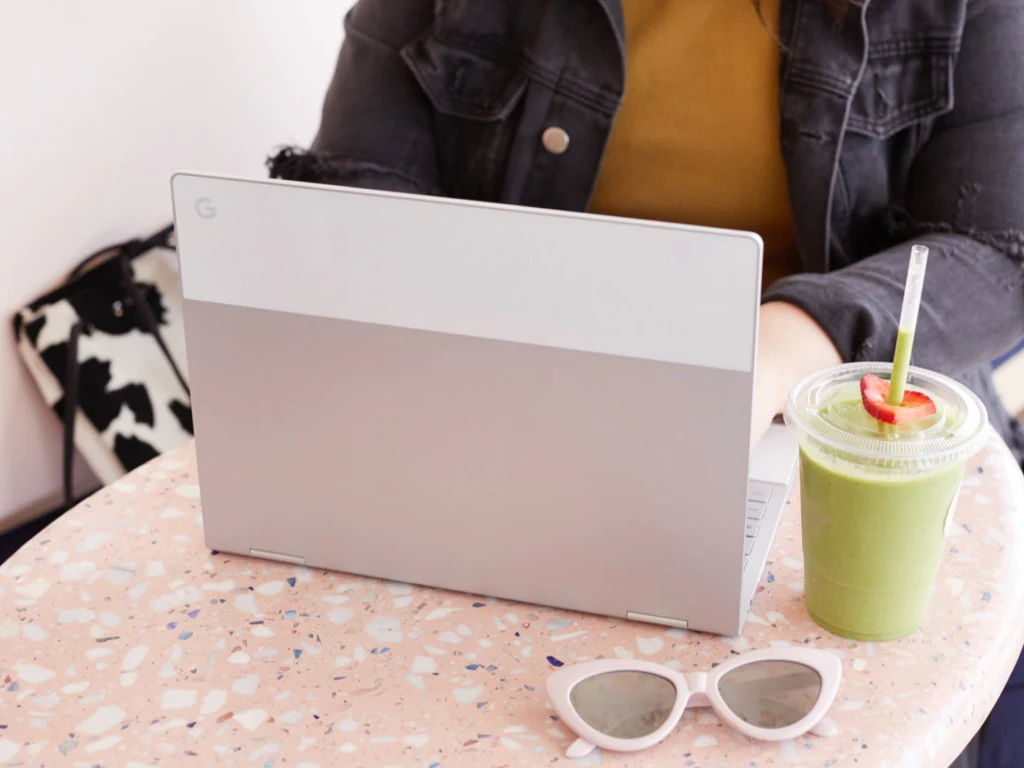 Work Perks You Just Can't Put A Price Tag On