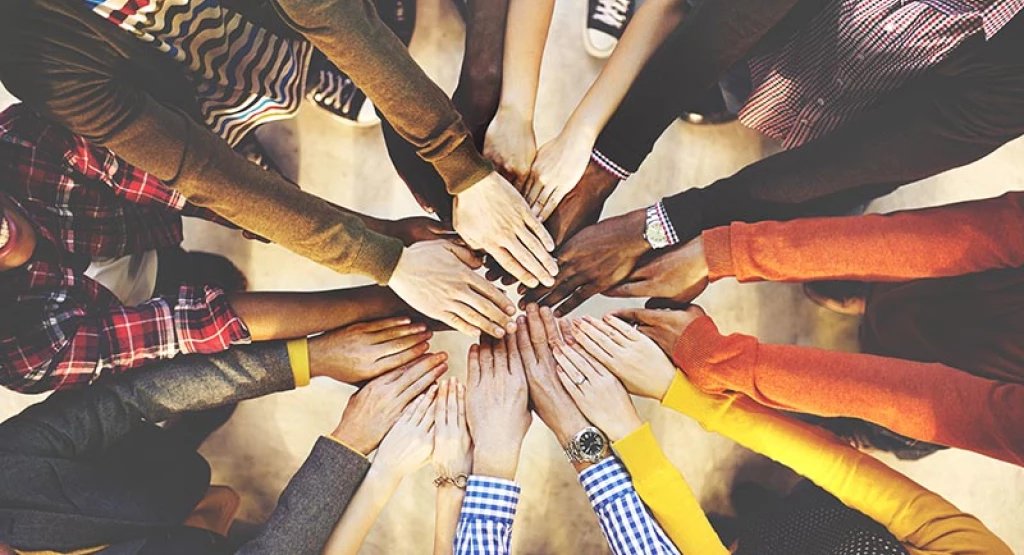 4 Ways to Achieve Seamless Collaboration When Switching To A Hybrid Work Model