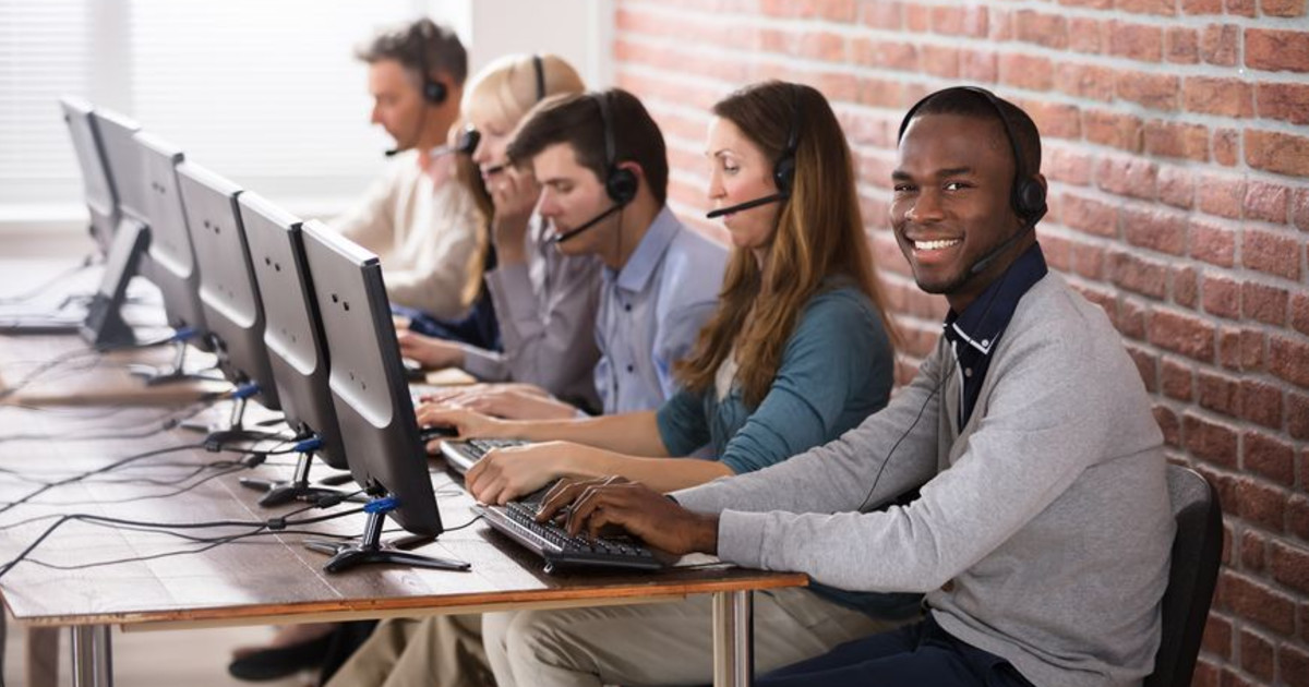Call Center Software: Tips & Best Practices for Chosing