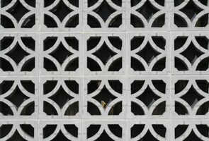 Enhancing Deployment Collaboration with Enterprise Software Clients