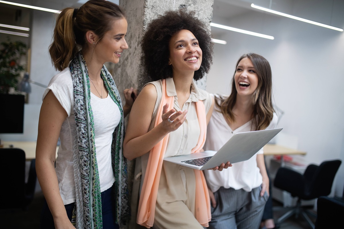 55+ Best Brand Guidelines Examples to Learn in 2024