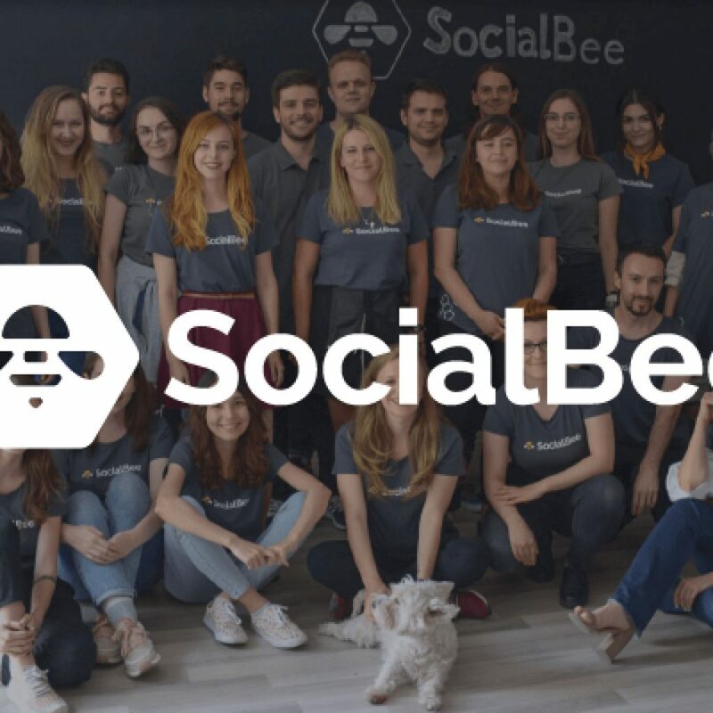 FastSpring + SocialBee