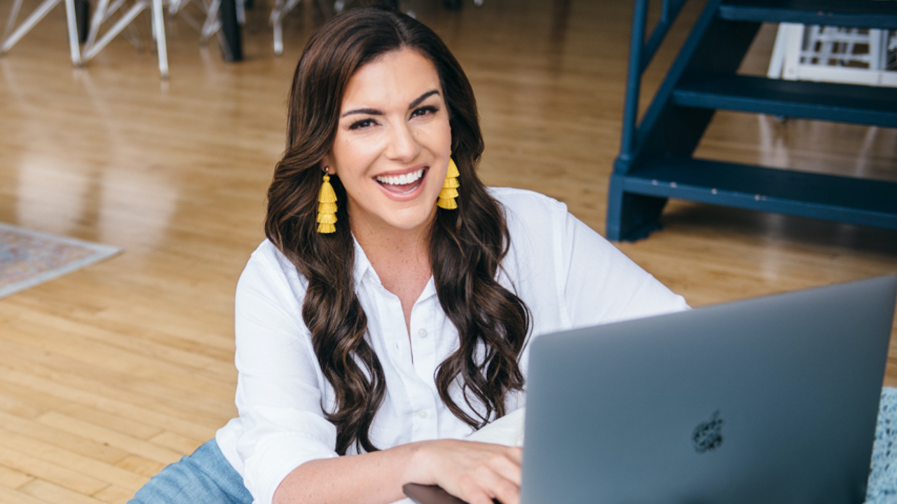 Amy Porterfield: great time to create an online course