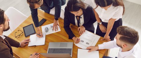 Direct sales enablement Vs. Partner sales enablement: What's the difference?