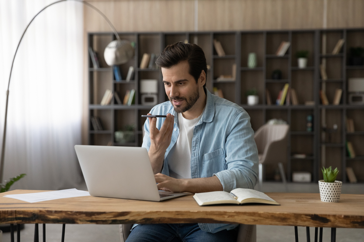 Voice Dialler App vs. VOIP Dialer [a Comparative Guide]