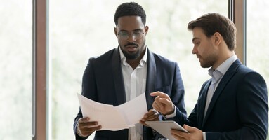 Account Expansion: Upsells & Renewals With Emissary