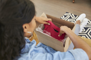 The Printing & Shipping Apparel Guide: What to Consider When Shipping T-Shirts & Clothing